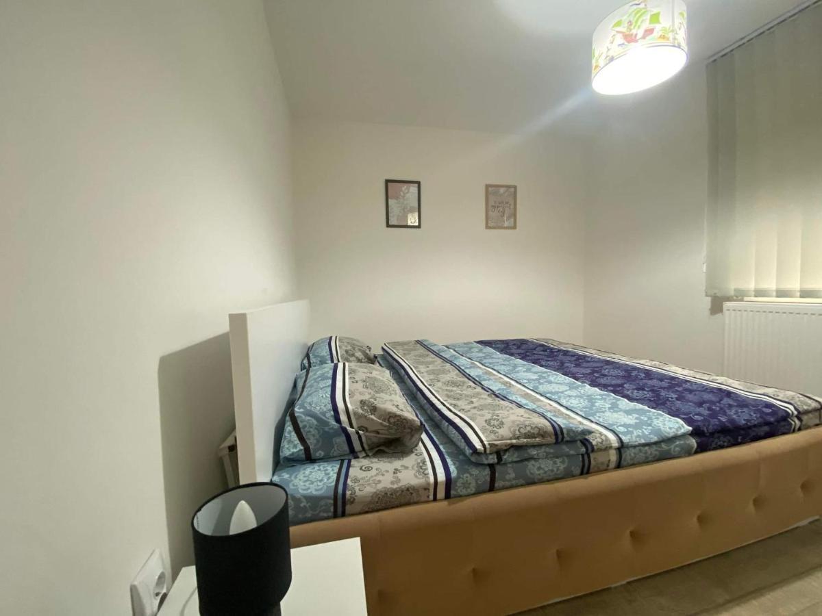 The Best Apartament Central Hunedoara Extérieur photo
