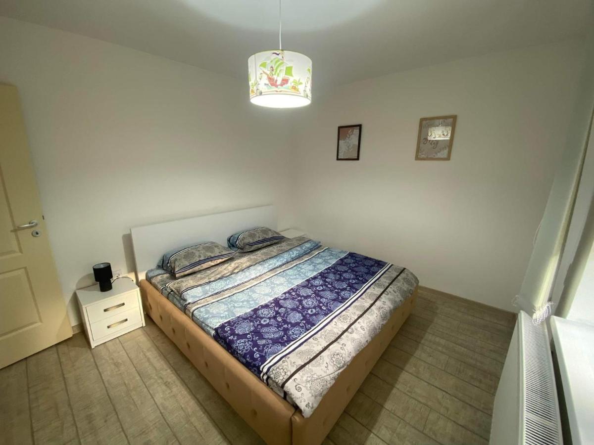 The Best Apartament Central Hunedoara Extérieur photo